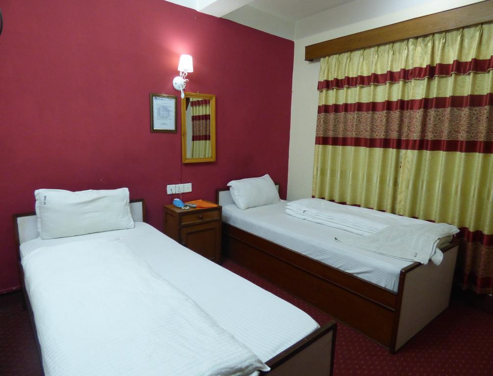 Hotel Api Κατμαντού Δωμάτιο φωτογραφία
